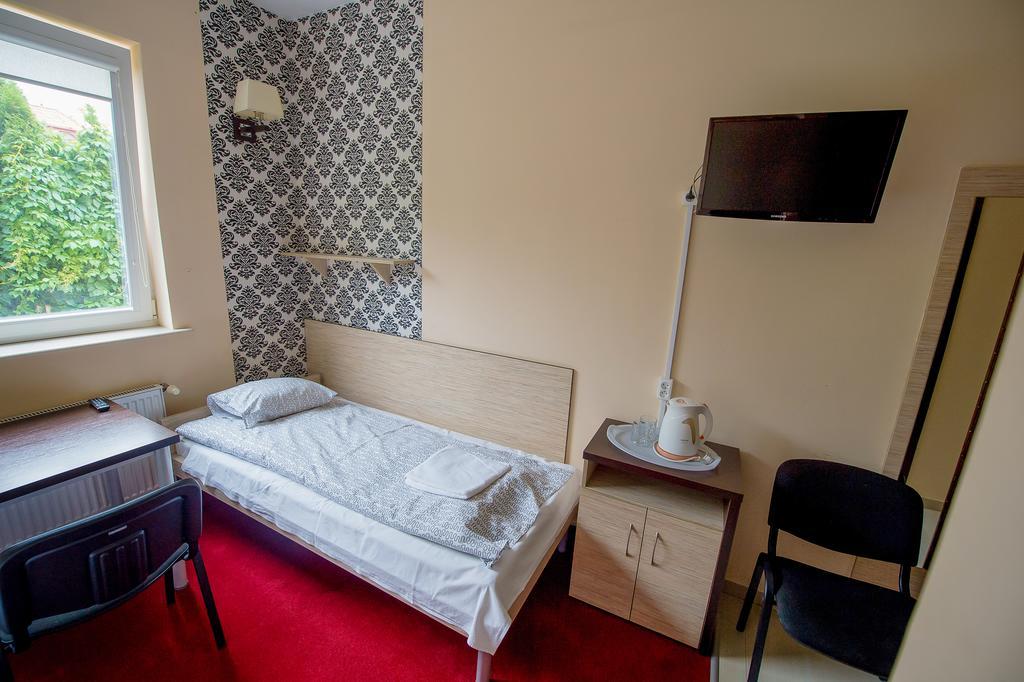 Hotelik Jankowski Raszyn Dış mekan fotoğraf
